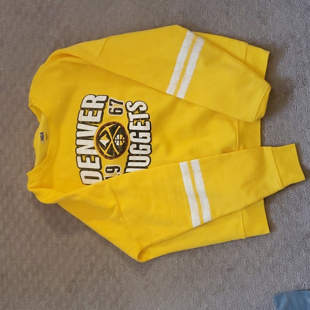 Nuggets sweatshirt
